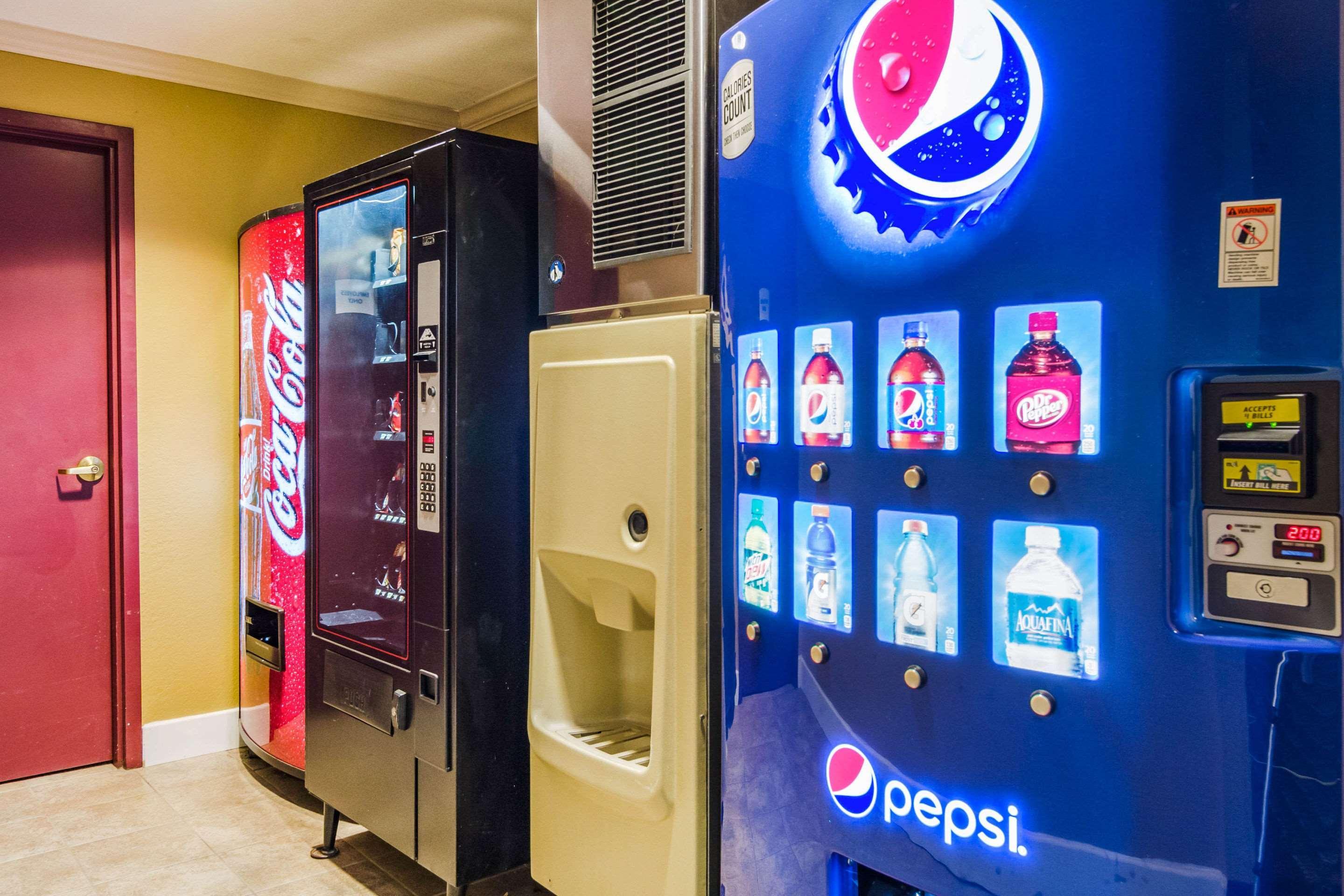 Quality Inn & Suites Carthage Ngoại thất bức ảnh
