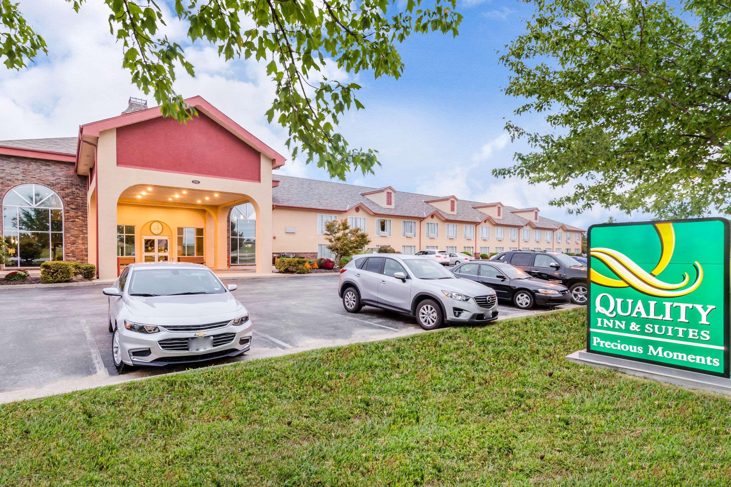Quality Inn & Suites Carthage Ngoại thất bức ảnh