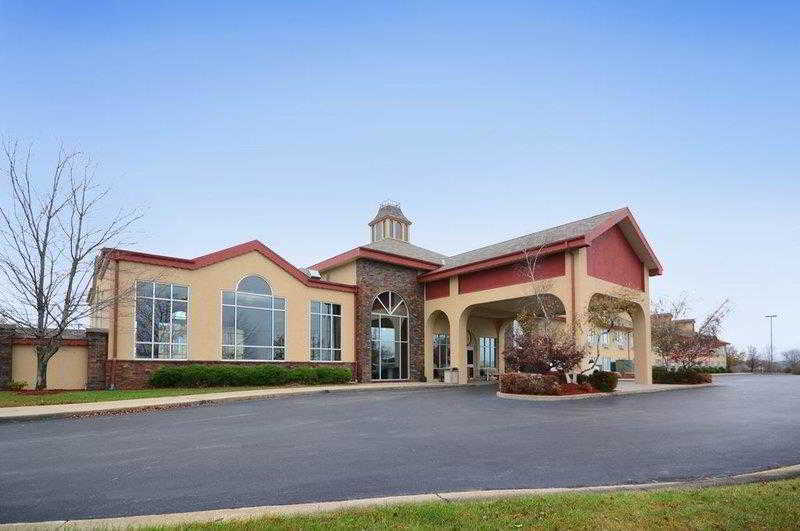 Quality Inn & Suites Carthage Ngoại thất bức ảnh