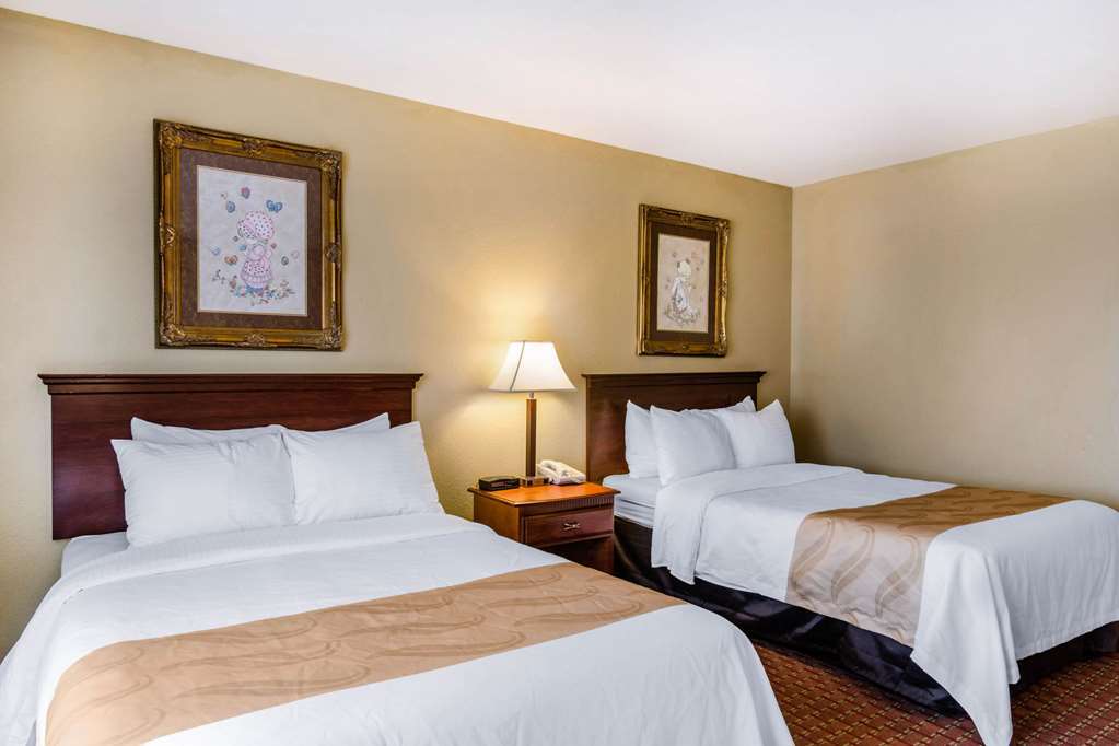 Quality Inn & Suites Carthage Phòng bức ảnh