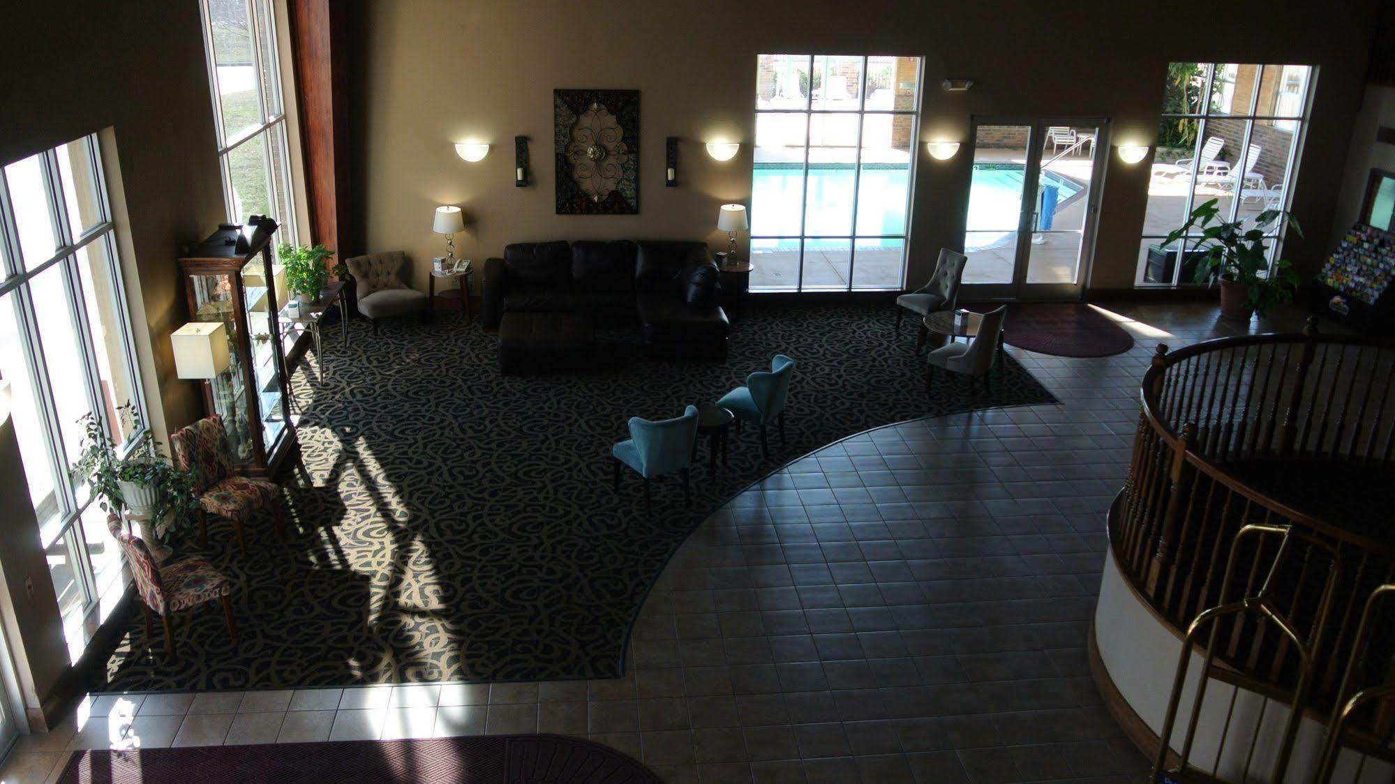 Quality Inn & Suites Carthage Ngoại thất bức ảnh